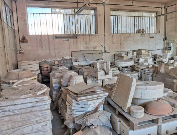 Molds for Ceramics - Bank. 18/2021 - Spoleto Law Court -Sale 8