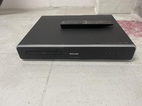 Xbox, Blu-ray players and TV  - Controlled liquidation 4/2023 - Verona Law Court - Sale 4