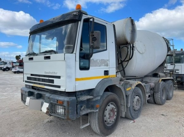 Industrial Vehicles - IVECO, MAN and Renault - Private Sale - Sale 2