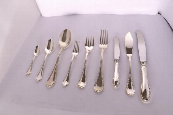 Silverware: cutlery, trays and religious paintings - La Coruña Law Court n. 1 - Sale 2