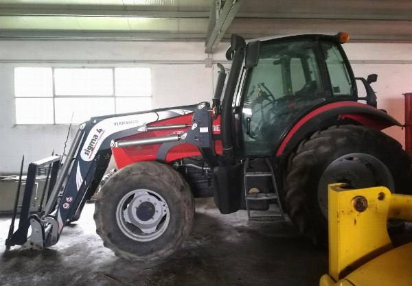 Tractor y equipos agrícolas - Mercedes Sprinter y mini cargadora Komatsu - Quiebra n. 2/2015 - Tribunal de Enna - Venta 2