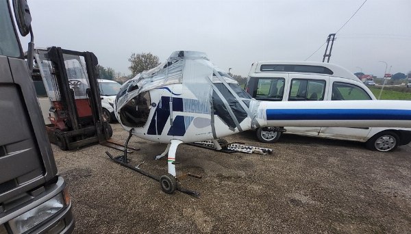 Vehículos - Helicóptero biplaza - Subasta Judicial n.26/2023 - Tribunal de Cassino