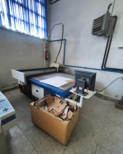 Maquinaria para confección troqueles - Juzgado N. 2 de Pontevedra