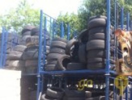 Shelves for tires - Milan Law Court - Bank. 358/2013 - Sale N. 6