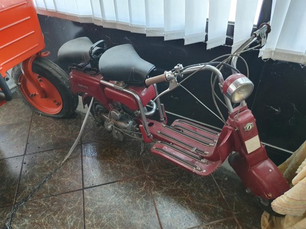 Agricultural vehicles collection - Vintage mopeds - Bank. 35/2013 - Trento L.C. - Sale 2