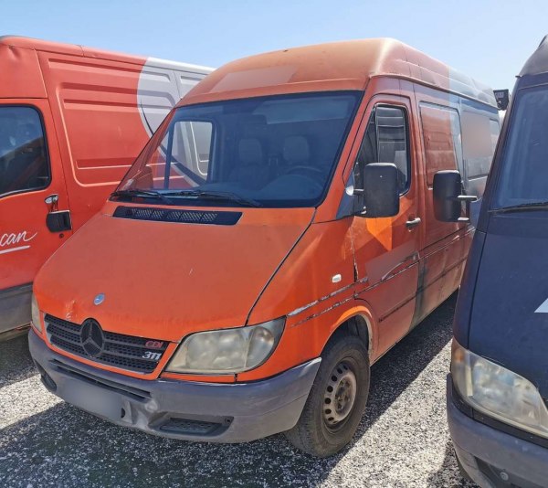 Furgoni IVECO, Mercedes e FIAT - Fall. n. 489/2019 - Trib. di Milano - Vendita 4