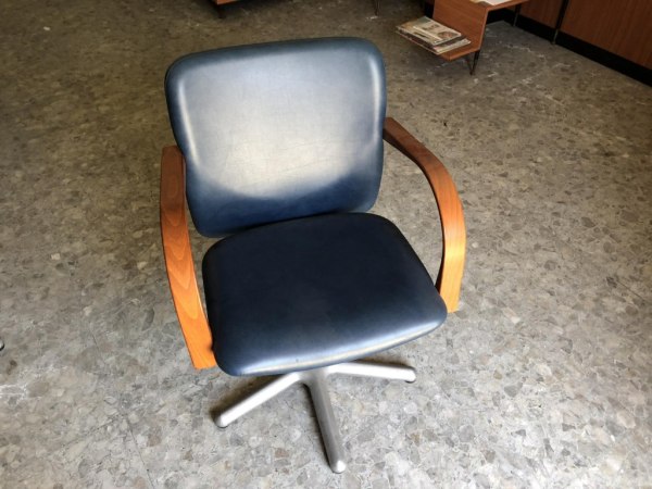 Hairdressing Armchairs - Private Sale - Sale 16