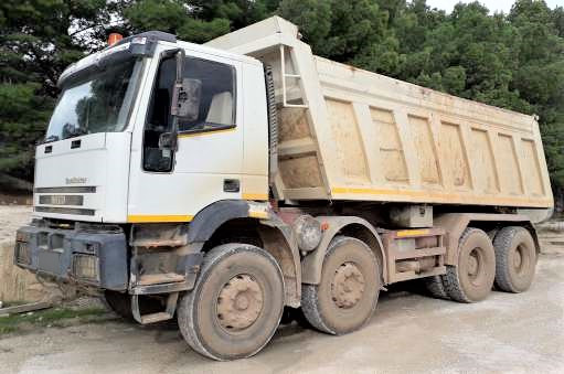 Flatbed trucks - IVECO and FIAT - Bank. 60/2019 - Trani L.C. - ex Art. 107