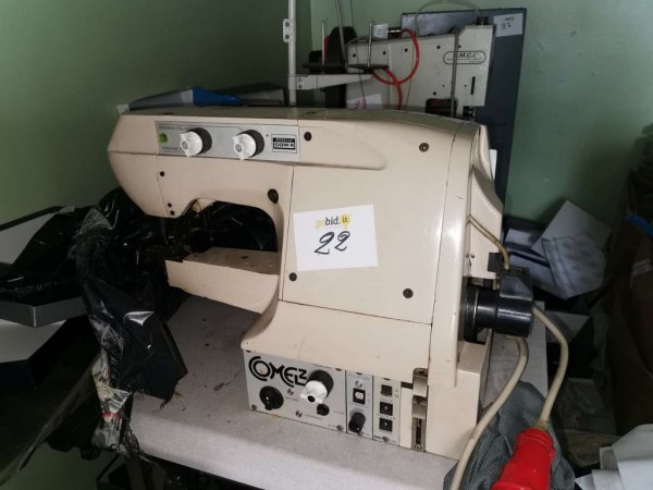 Shoe Factory Machinery - Materials and equipment - Bank. 51/2019 - Napoli Nord L.C. - Sale 6