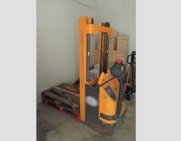 Sollevatore Elettrico Jungheinrich -  Esec. Mob. n. 741/2020 - Trib. di Catania - Vendita 3