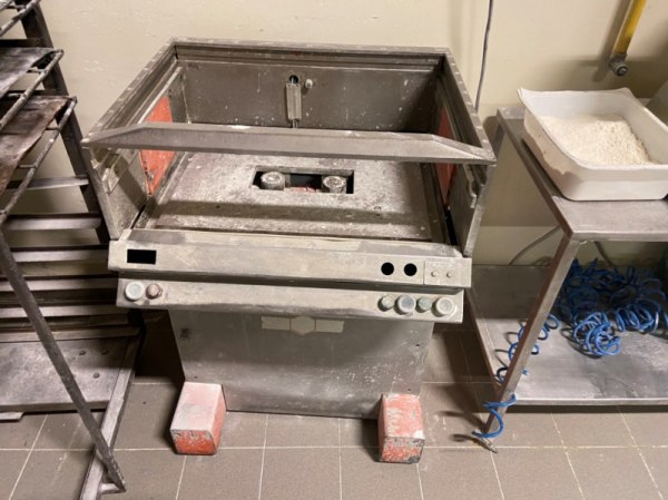 Industrial bakery - Machinery and equipment - Bank. n. 17/2019 - Spoleto Law Court - Sale 9