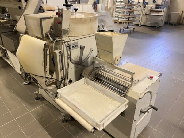 Industrial bakery - Machinery and equipment - Bank. n. 17/2019 - Spoleto Law Court - Sale 5