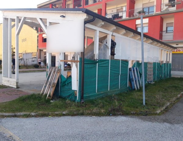 Gazebo esterno da 72 m² - Fall. 34/2018 - Trib. di L'Aquila - Vendita 5