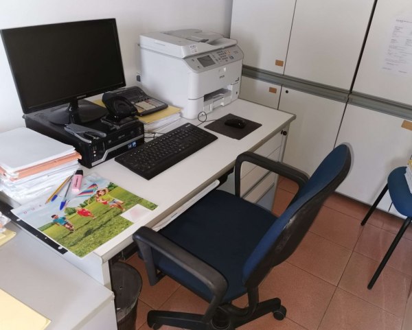 Lancia Y - Office furniture and equipment - Bank. 12/2020 - Terni L.C. - Sale 2