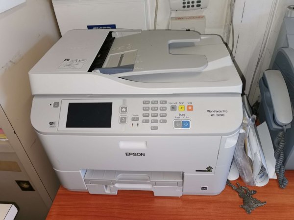 Office furniture and equipment - Bank. 12/2020 - Terni L.C. - Sale 6