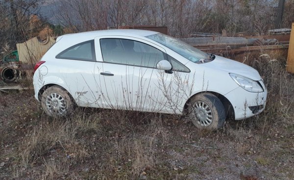 Opel Corsa - Bank. 29/2019 - Trento Law Court - Sale 2