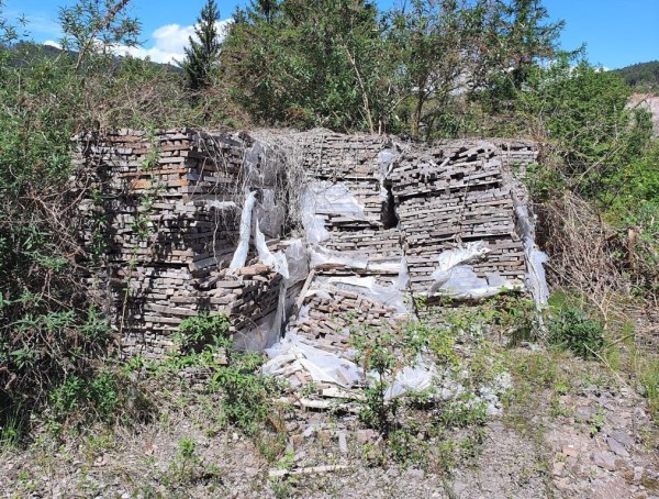 Stock of porphyry and marble - Bridge saw - Bank. 4/2020 Court of Trento - Sale 6