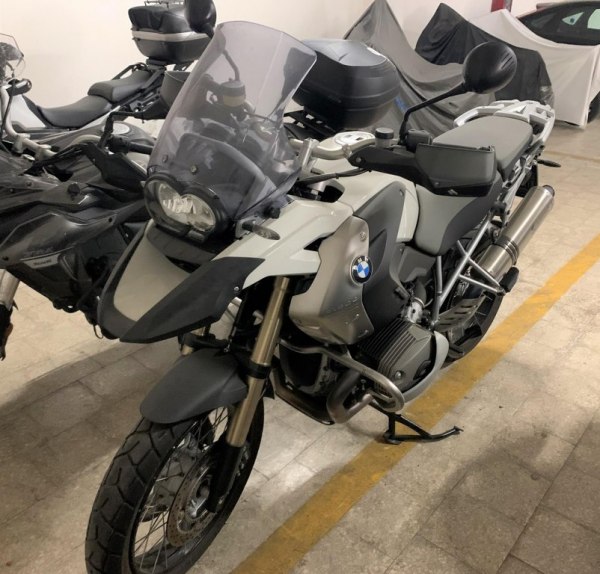 BMW Z4 and BMW GS Motorcycle - Bank. 19/2021 - Foggia Law Court