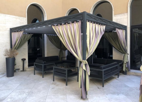 Arredi e attrezzature per Hotel e ristorante - Attrezzature Hotel - Fall. 859/2019 - Trib. di Roma
