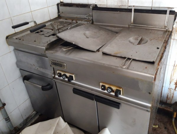 N. 2 fryers - Mob. Ex. n. 562/2019 - Cassino Law Court - Sale 3