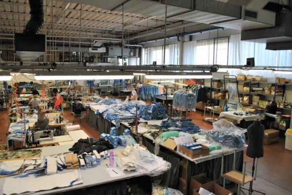 Cessione d'azienda - Produzione abbigliamento - Fall. n. 197/2019 - Trib. di Vicenza - Raccolta offerte n.2