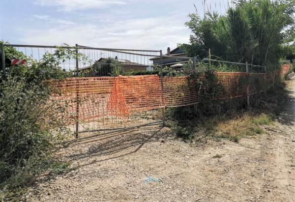 FIAT Hitachi excavator - Construction site fences - Bank. 26/2021 - Terni L.C.