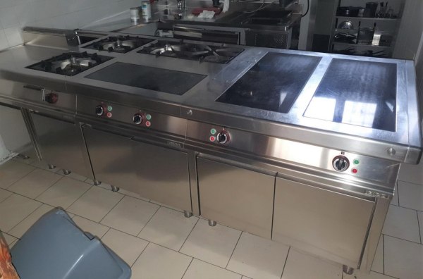 Catering furniture and equipment - Bank. 37/2020 - Trento L.C. - Sale 3