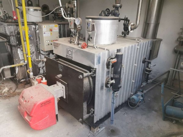 Dairy equipment - Vehicles and office furniture - Bank. 35/2019 - Avellino L.C.-Sale - 5
