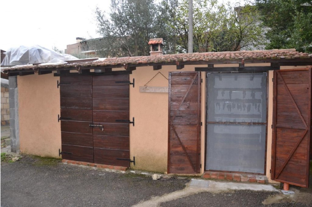 Building of three story lory in Perugia - LOT 1