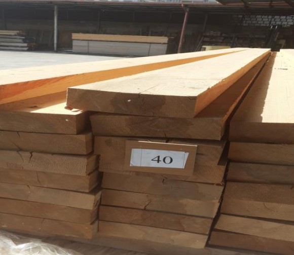 Timber Warehouse - Forklift Truck -Bank. 37/2021 - Napoli Nord Law Court - Sale 5