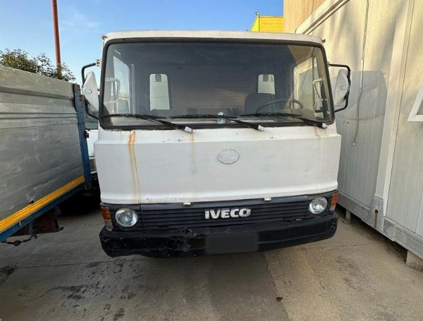 Autocamion FIAT 50 OM - Seq. prev. ex art. 321 - Proc.Pen. br. 5811/19 - Sud Catanzaro - Prodaja 10