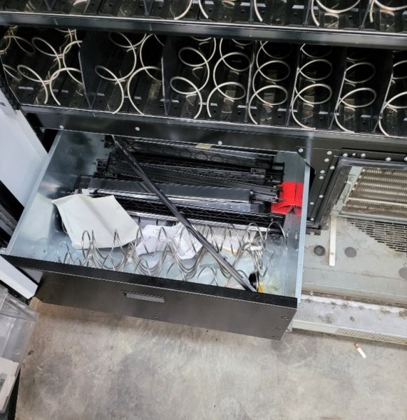 Distributore automatico - N&W Global Vending - beni strumentali provenienti da leasing