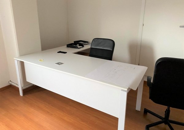 Office furniture and equipment - Bank. 9/2021 - Vicenza L. C.
