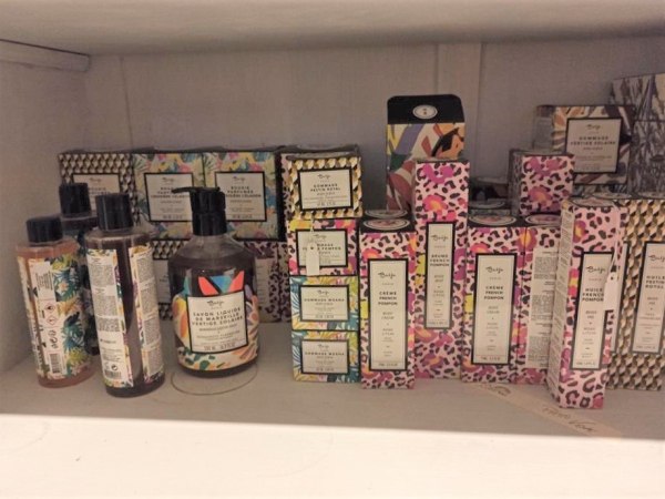 Profumi Creme e Accessori Vari - Fall. 41/2021 - Trib. di Roma - Vendita 4