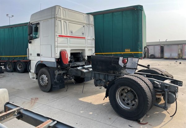 Road Tractor DAF 105.460 - Bank. 165/2021 - Verona L.C.