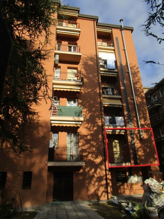 Apartment with cellar in Melzo (MI)