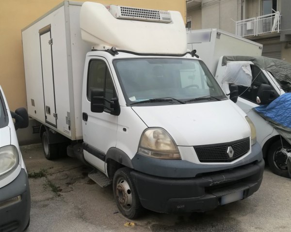 Toyota, Opel and Renault vehicles - Suzuki Burgman - Bank. 13/2020 - Agrigento L.C.