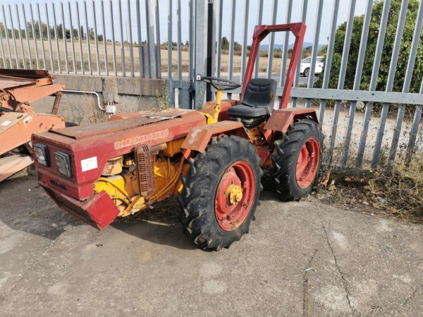 Agricultural Machinery and Equipment - Shelving and Office Furniture - Bank. 14/2021 - Grosseto Law Court 