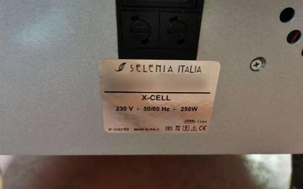 Trattamento viso e corpo - Selenia X-Cell - Beni Strumentali da Leasing - Intrum Italy S.p.A.