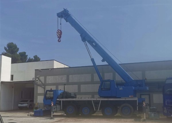 Multistrada Krupp Kmk 4070 Mobile Crane - Capital Goods from Leasing - Intrum Italy S.p.A. - Sale 3