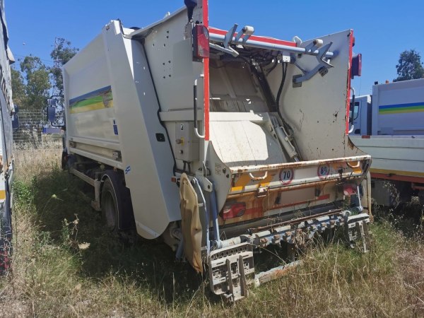 Compactors - DAF e Mitsubishi - Capital Goods from Leasing - Intrum Italy S.p.A. 