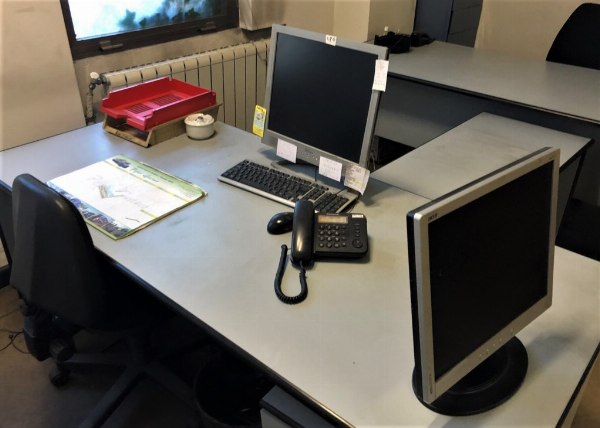 Office furniture and equipment - Bank. 239/2021 - Torino Law Court - Sale 6