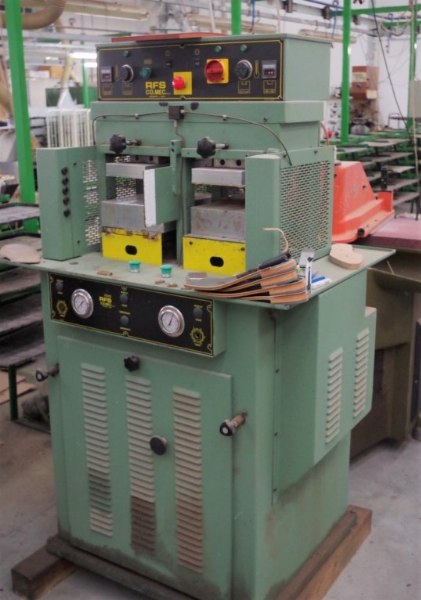 Machinery and Equipment - Molding and Processing of Soles - Bankruptcy 22/2019 - Fermo L C - Sale 4