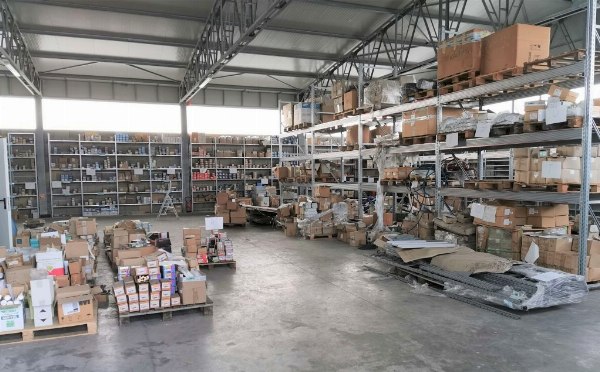 Magazzino Minuteria Varia - Scaffalature - Fall. 51/2020 Trib di Bari  - Vendita 2