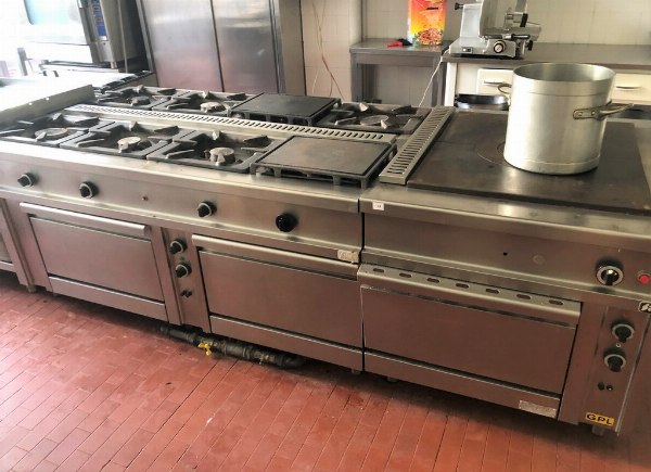 Equipment for catering and hotels furniture - Bank. 128/2019 - Verona L.C.