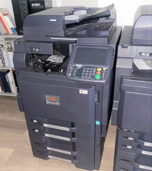 Photocopiers Olivetti - Office furniture and equipment - Bank. 41/2022 - Siracusa L.C. - Sale 2