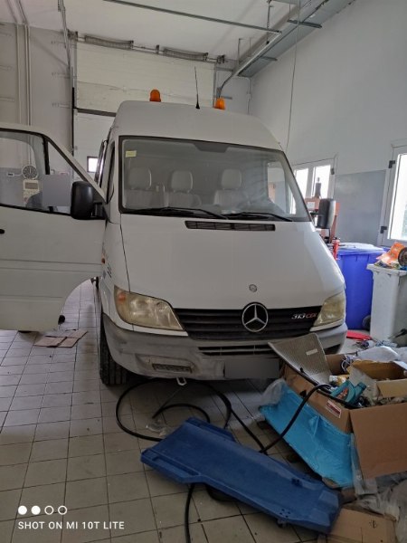Mercedes and Smart garage - Vehicles and equipment - Bank. 11/2021 - Reggio Calabria Law Court 