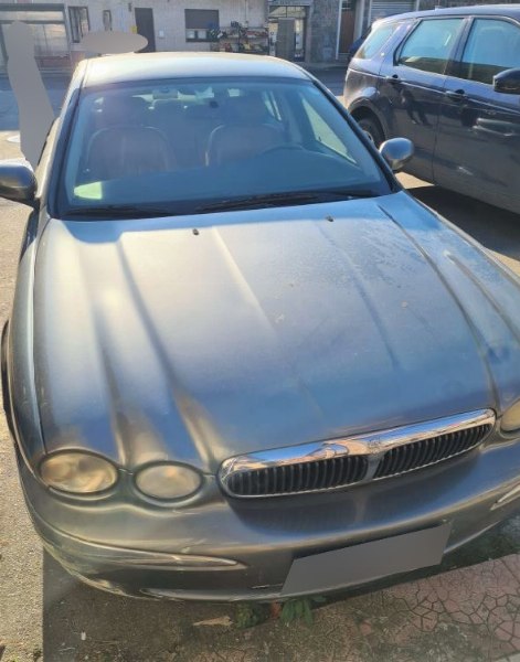 Mitsubishi Pajero V60 and Jaguar X-Type 25 - Bank. 24/2022 - Messina Law Court - Sale 5