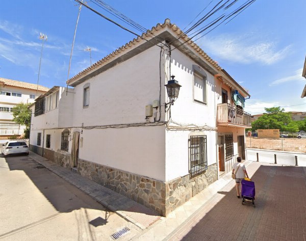 Vivienda en Atarfe - Granada - Juzgado de lo Mercantil N°1 de Barcellona