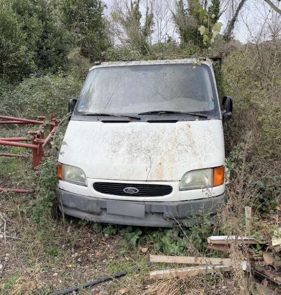 Construction equipment and - Ford Transit - Bank. 78/2019 - Venezia L.C